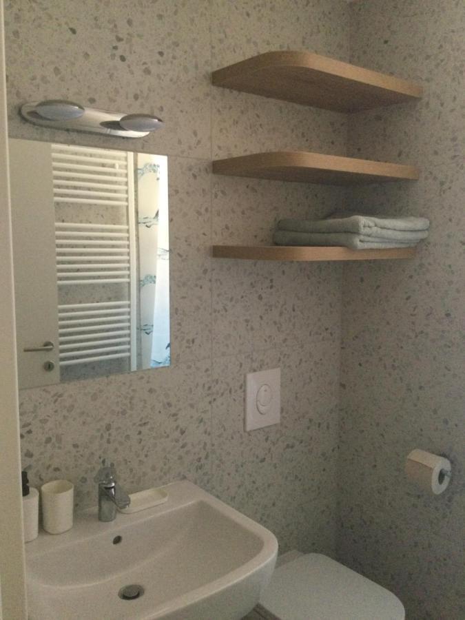 Lovely Studio Appartment With Patio Near The Sea Копер Екстер'єр фото