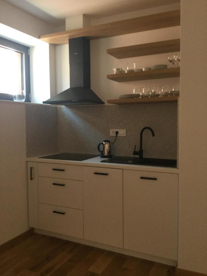 Lovely Studio Appartment With Patio Near The Sea Копер Екстер'єр фото