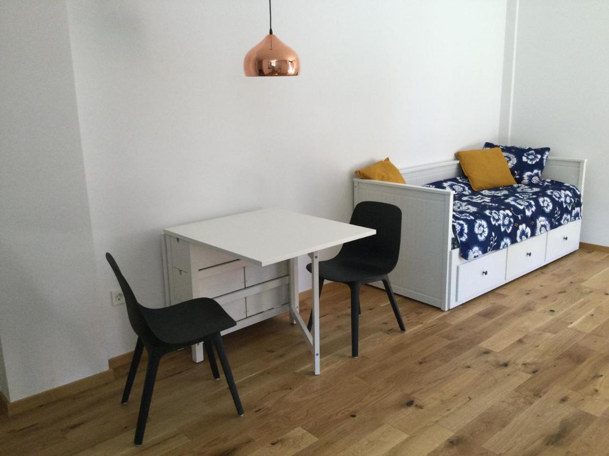 Lovely Studio Appartment With Patio Near The Sea Копер Екстер'єр фото